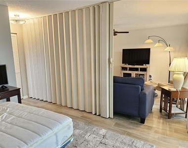 435 Cerromar Lane - Photo Thumbnail 27