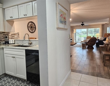 435 Cerromar Lane - Photo Thumbnail 4
