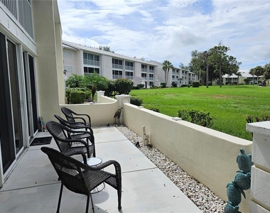 435 Cerromar Lane - Photo Thumbnail 12