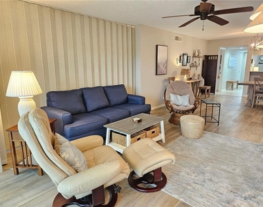 435 Cerromar Lane - Photo Thumbnail 26