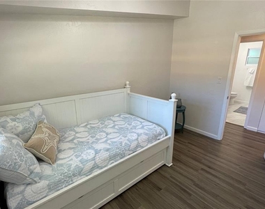 2504 S Milmar Drive - Photo Thumbnail 22