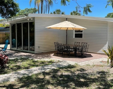 2504 S Milmar Drive - Photo Thumbnail 34