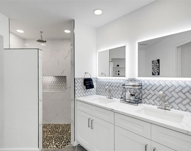 606 Marcus Street - Photo Thumbnail 23
