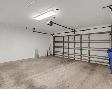 606 Marcus Street - Photo Thumbnail 32