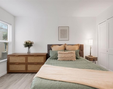 606 Marcus Street - Photo Thumbnail 29