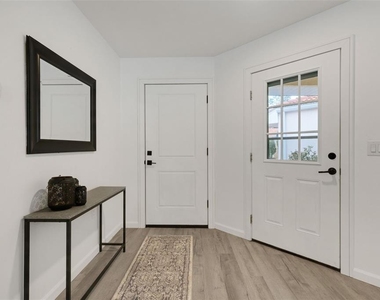 606 Marcus Street - Photo Thumbnail 1