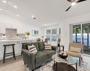 606 Marcus Street - Photo Thumbnail 17