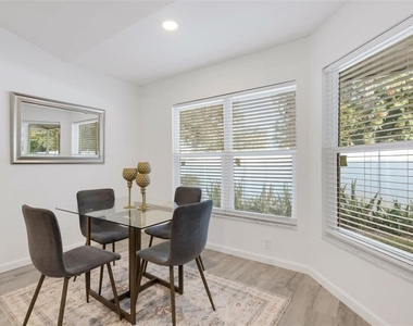 606 Marcus Street - Photo Thumbnail 12