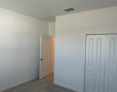 15513 White Linen Drive - Photo Thumbnail 25
