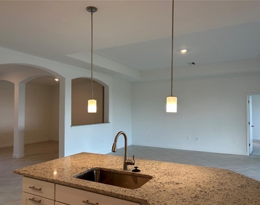 15513 White Linen Drive - Photo Thumbnail 7