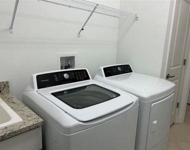 15513 White Linen Drive - Photo Thumbnail 20