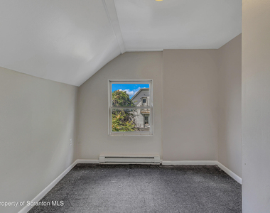 514 Stipp Court - Photo Thumbnail 16