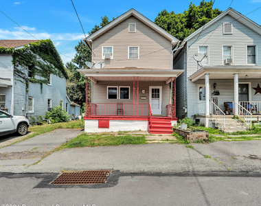 630 E Lackawanna Avenue - Photo Thumbnail 2
