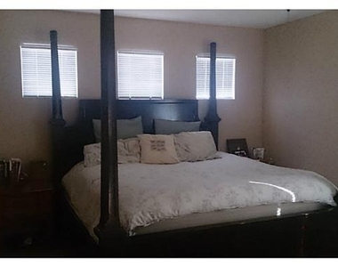 12960 Cozy Cove Avenue - Photo Thumbnail 12