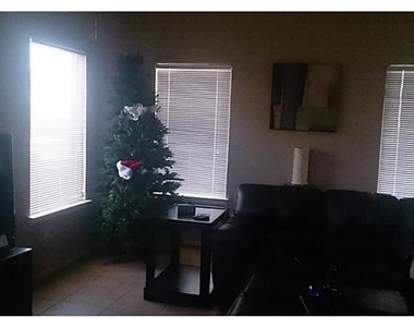 12960 Cozy Cove Avenue - Photo Thumbnail 10