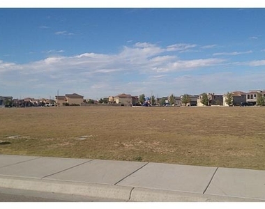 12960 Cozy Cove Avenue - Photo Thumbnail 21