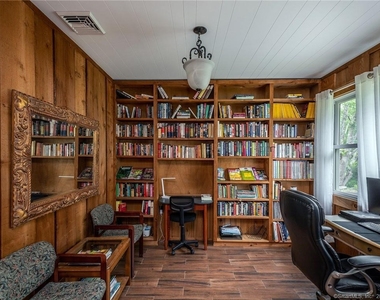 23 Cornwall Road - Photo Thumbnail 18