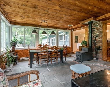23 Cornwall Road - Photo Thumbnail 12