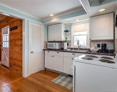 6 Brunetto Grove - Photo Thumbnail 8