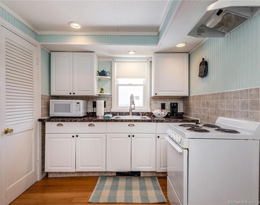 6 Brunetto Grove - Photo Thumbnail 9