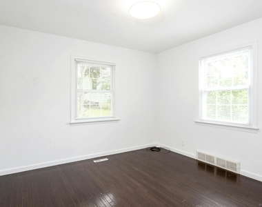 124 Minturn Place - Photo Thumbnail 11