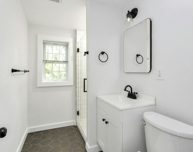 124 Minturn Place - Photo Thumbnail 15