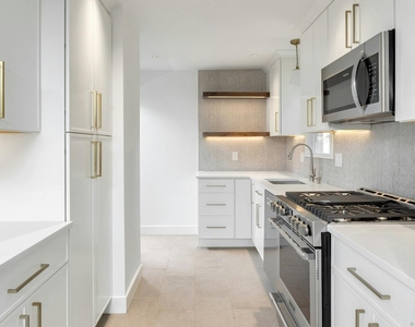 124 Minturn Place - Photo Thumbnail 1
