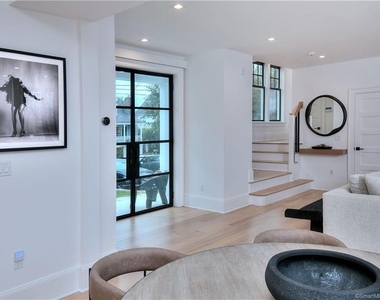 18 Danbury Avenue - Photo Thumbnail 18