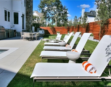 18 Danbury Avenue - Photo Thumbnail 32