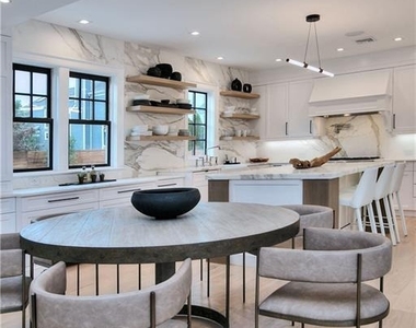 18 Danbury Avenue - Photo Thumbnail 9