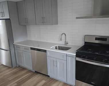 530 Jane Street - Photo Thumbnail 15