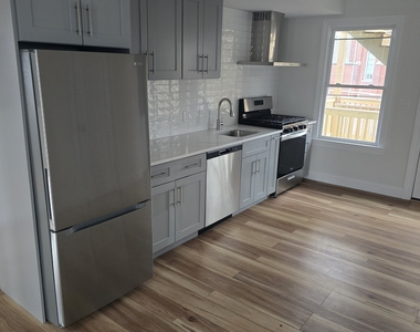 530 Jane Street - Photo Thumbnail 14