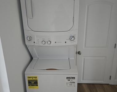 530 Jane Street - Photo Thumbnail 10