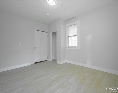 49 Johnson Street - Photo Thumbnail 7