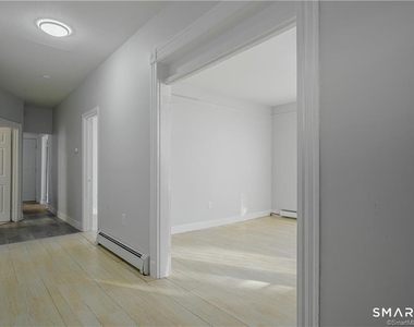 49 Johnson Street - Photo Thumbnail 2