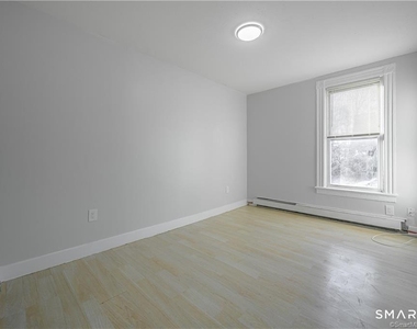49 Johnson Street - Photo Thumbnail 5