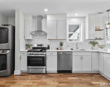 54 Plaza Avenue - Photo Thumbnail 15