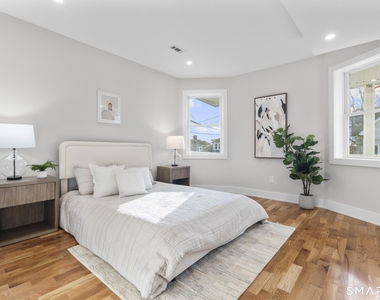 54 Plaza Avenue - Photo Thumbnail 1