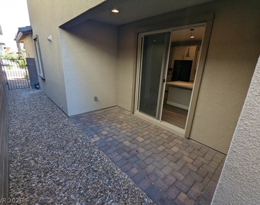 11657 Bearpaw Meadow Avenue - Photo Thumbnail 9