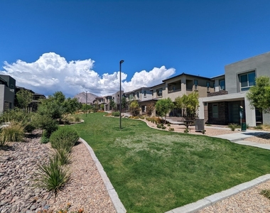 11657 Bearpaw Meadow Avenue - Photo Thumbnail 25