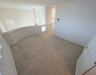 10900 Royal Highlands Street - Photo Thumbnail 24