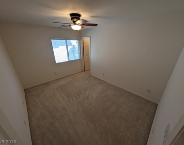 10900 Royal Highlands Street - Photo Thumbnail 21