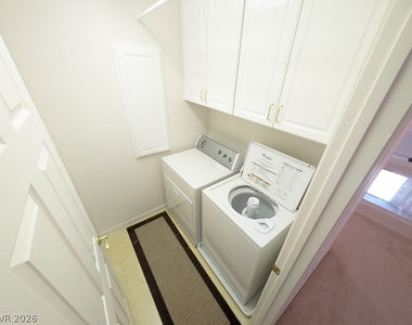 10900 Royal Highlands Street - Photo Thumbnail 16