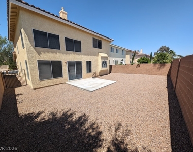 10900 Royal Highlands Street - Photo Thumbnail 27