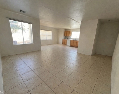 5698 Doubleday Street - Photo Thumbnail 4