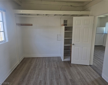 1911 Princeton Street - Photo Thumbnail 11