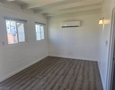 1911 Princeton Street - Photo Thumbnail 13