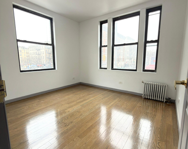 600 West 186th Street - Photo Thumbnail 3