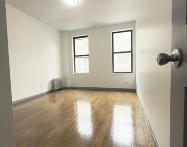 600 West 186th Street - Photo Thumbnail 12