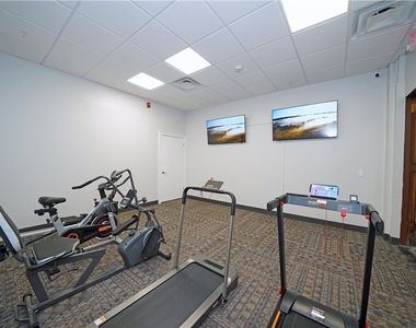 184 Apt. 207 N Main Street - Photo Thumbnail 18